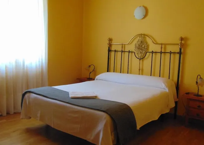 Iacobus 2* كاستروجايرز